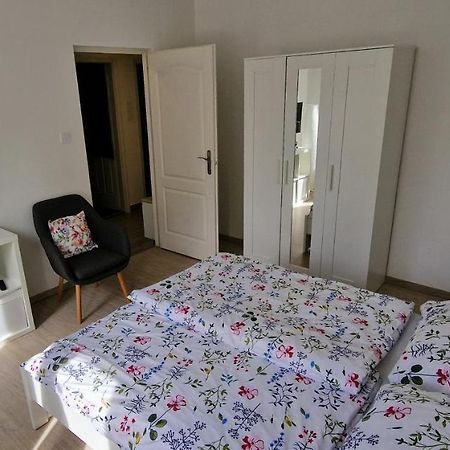 Cili Apartman Egerアパートメント エクステリア 写真